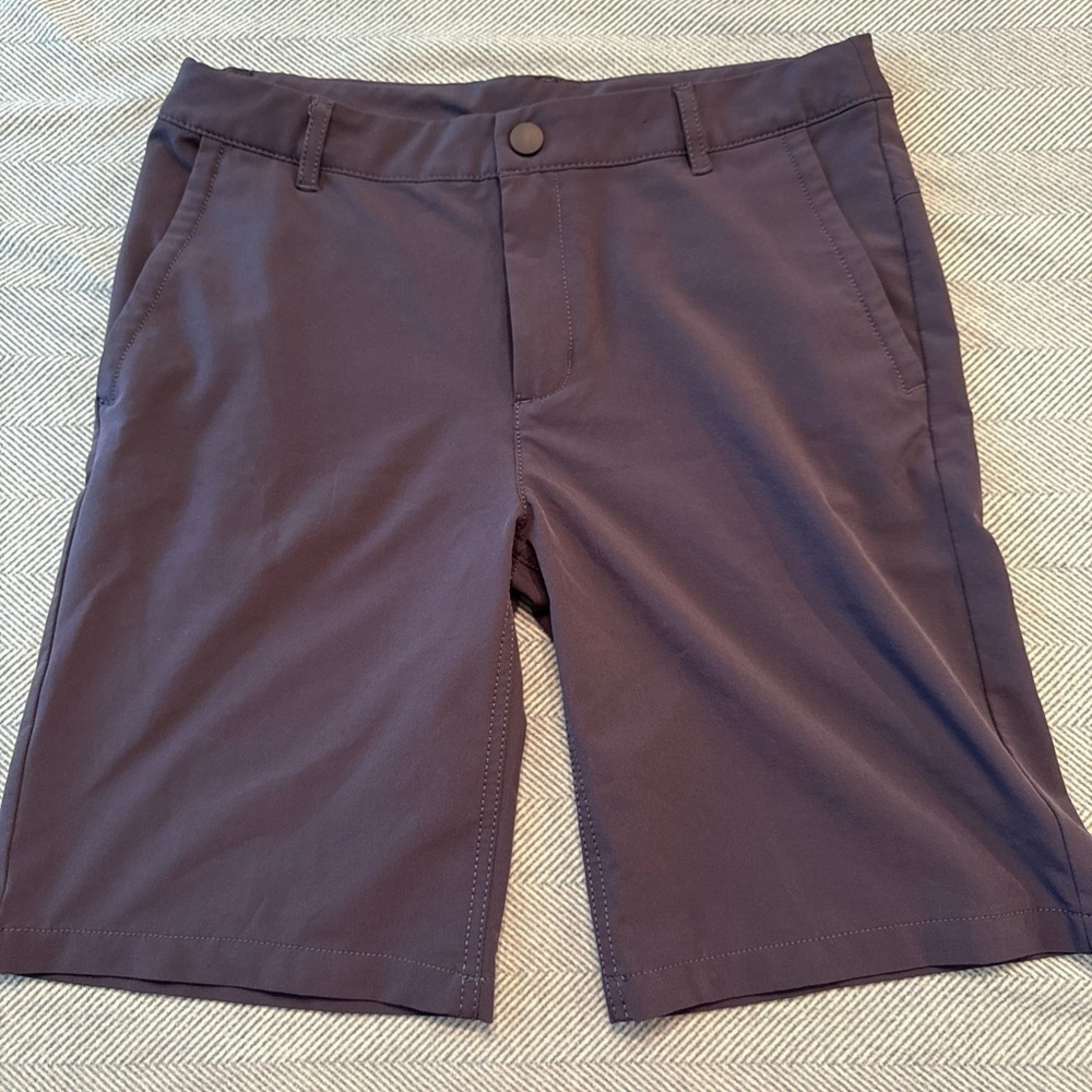 Boys classic performance fabric navy blue shorts. Size XL